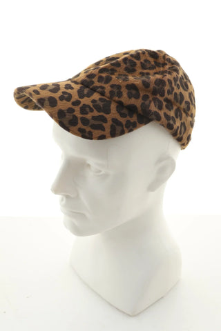 Kepurė su leopardų raštu